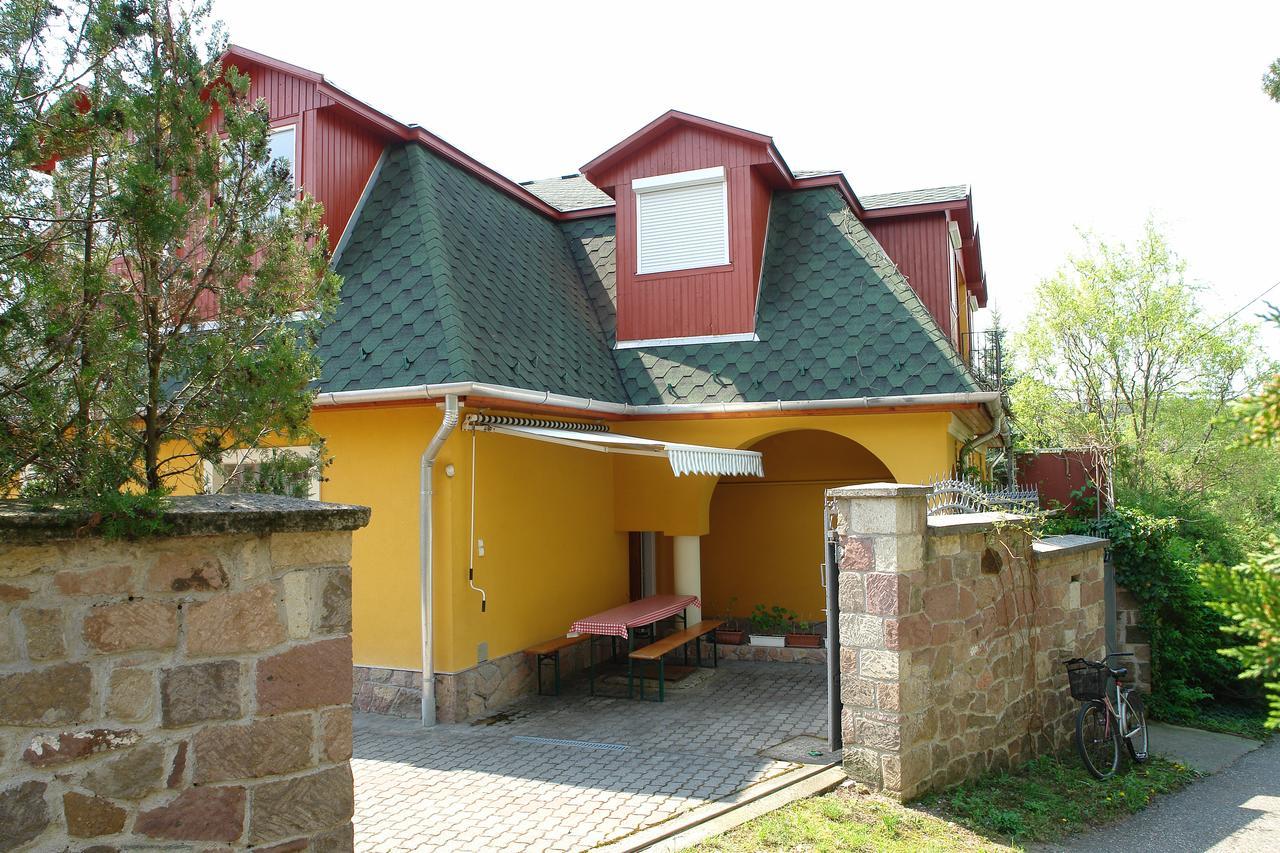 Апартаменти Valentina Apartmanhaz Богач Екстер'єр фото