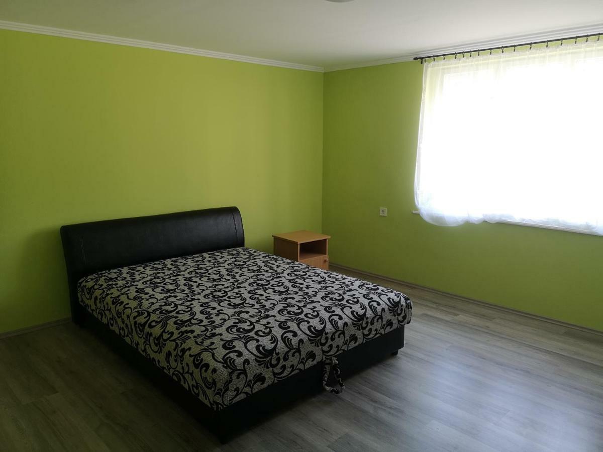 Апартаменти Valentina Apartmanhaz Богач Екстер'єр фото